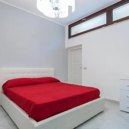 Hh Selection Emiro Villa Lascari