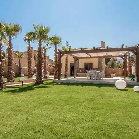 Hh Selection Emiro Villa Lascari