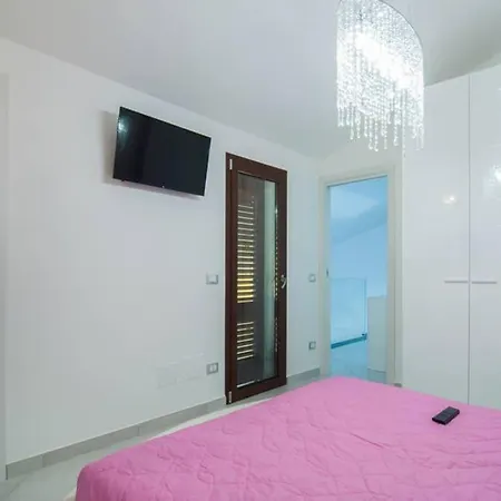 Villa Hh Selection Emiro