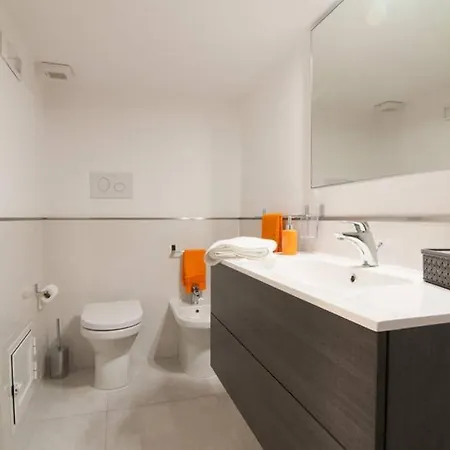 Villa Hh Selection Emiro Lascari